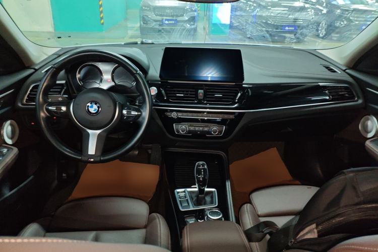 Used BMW 1 Series 2021 Revised 120i M Sport Night Edition Center Console
