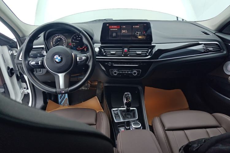 Used BMW 1 Series 2021 Restyled 125i M Sport Night Edition Center Console