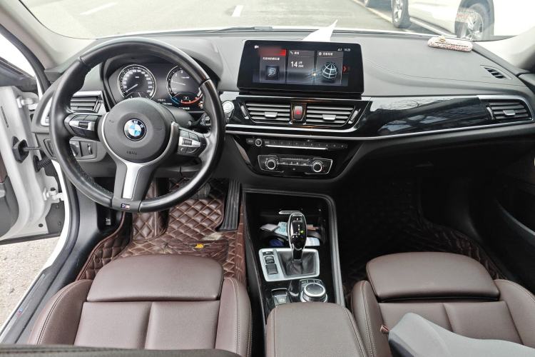 Used BMW 1 Series 2021 Revised 120i M Sport Night Edition Center Console