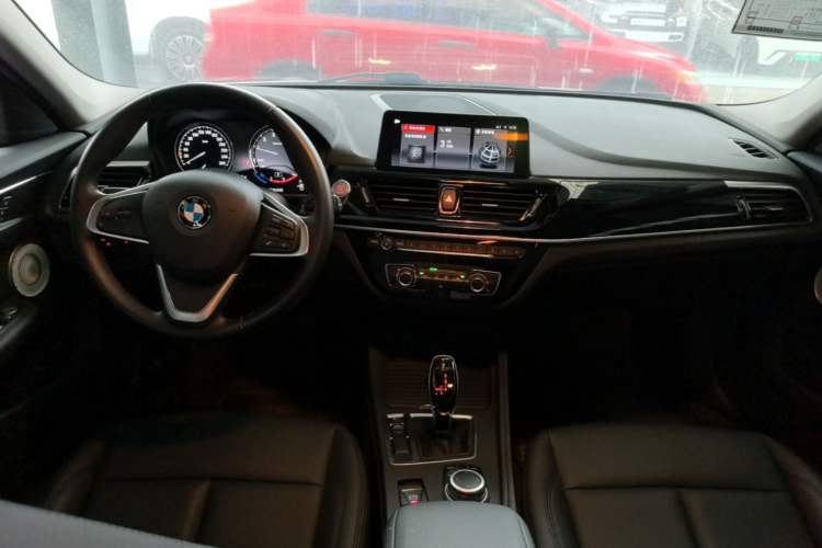 Used BMW 1 Series 2021 120i M Sport Edition Center Console