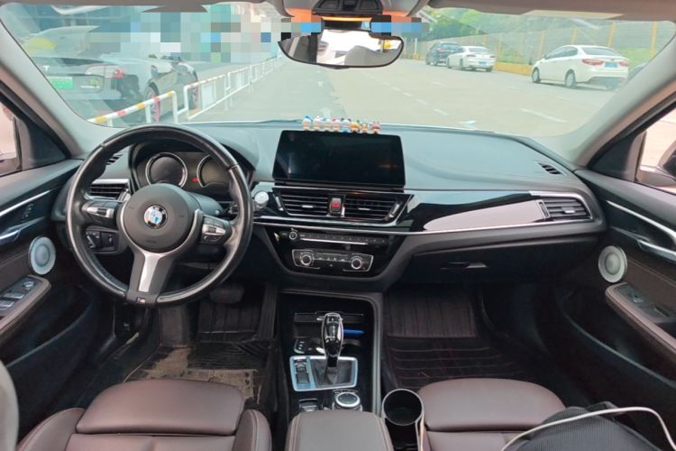 Used BMW 1 Series 2021 120i M Sport Night Edition Center Console