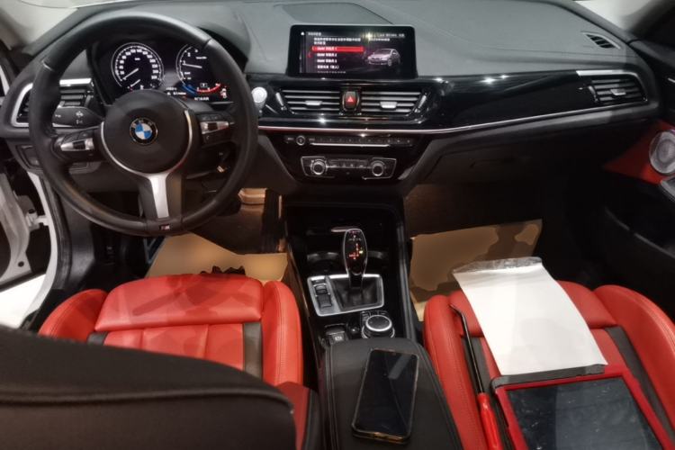 Used BMW 1 Series 2021 125i M Sport Night Edition Center Console