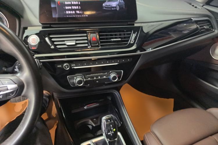 Used BMW 1 Series 2021 Restyled 125i M Sport Night Edition Center Console