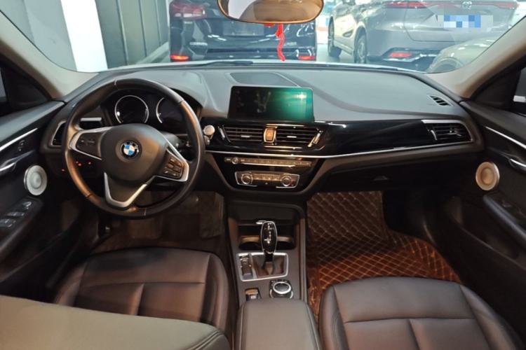 Used BMW 1 Series 2021 120i M Sport Edition Center Console