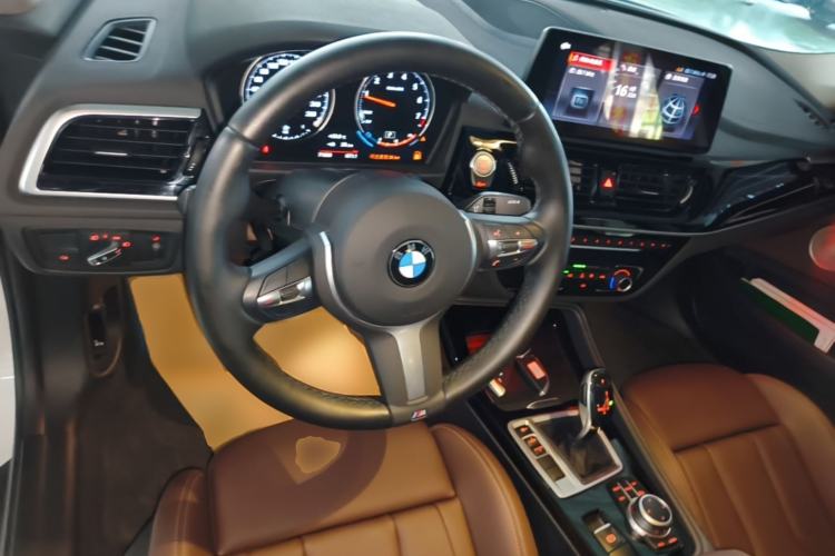 Used BMW 1 Series 2021 Restyled 125i M Sport Night Edition Center Console