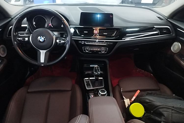 Used BMW 1 Series 2021 120i M Sport Night Edition Center Console