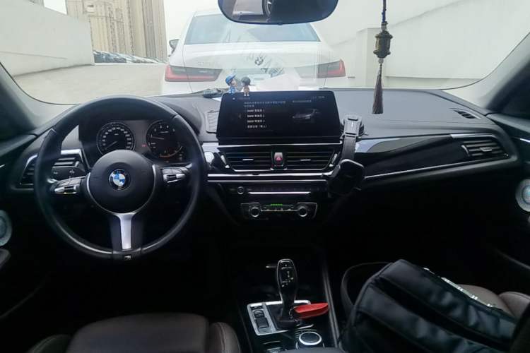 Used BMW 1 Series 2021 Restyled 125i M Sport Night Edition Center Console