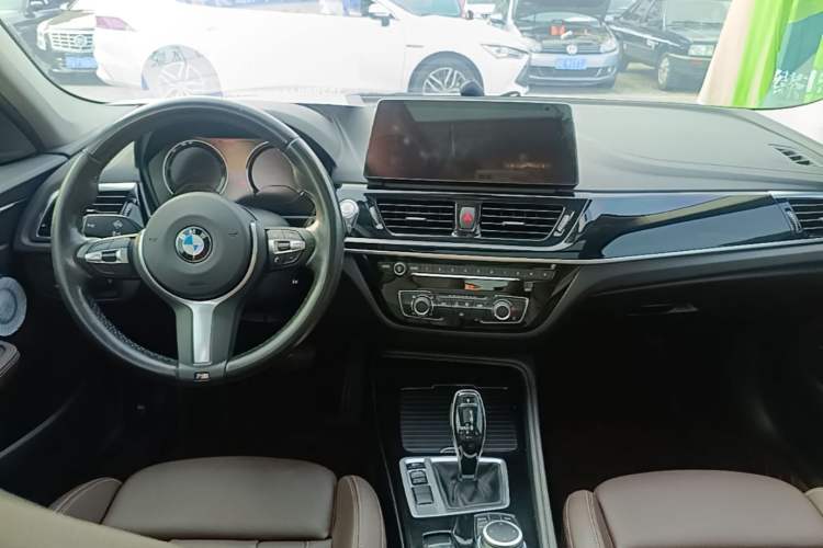 Used BMW 1 Series 2021 Restyled 125i M Sport Night Edition Center Console
