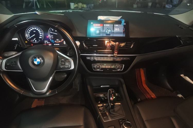 Used BMW 1 Series 2021 120i M Sport Edition Center Console