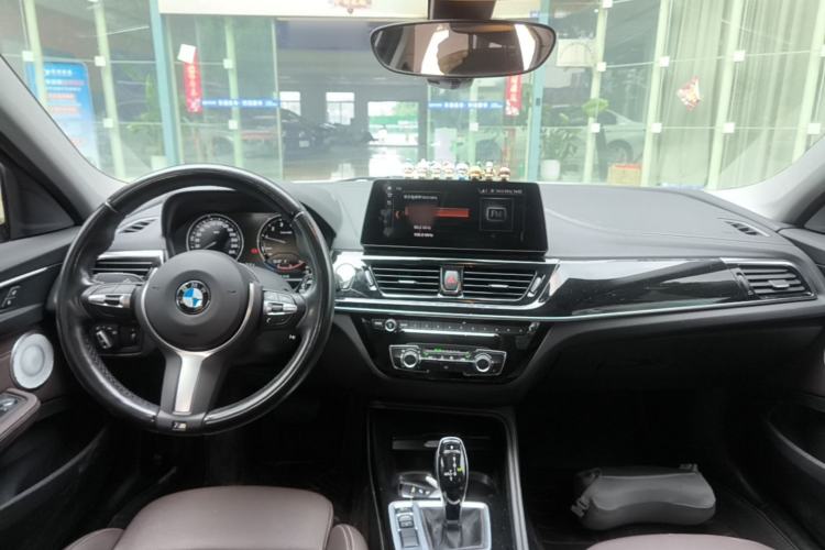 Used BMW 1 Series 2021 Revised 120i M Sport Night Edition Center Console