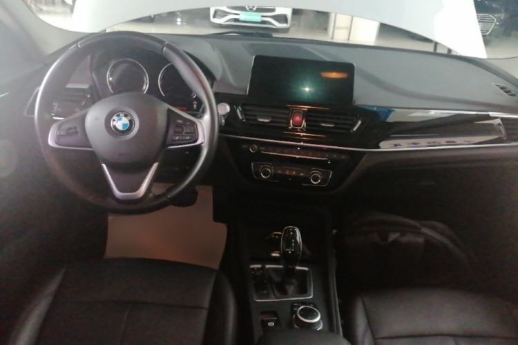Used BMW 1 Series 2021 120i M Sport Edition Center Console