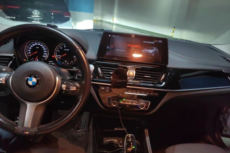 Used BMW 1 Series 2021 Revised 120i M Sport Night Edition Center Console