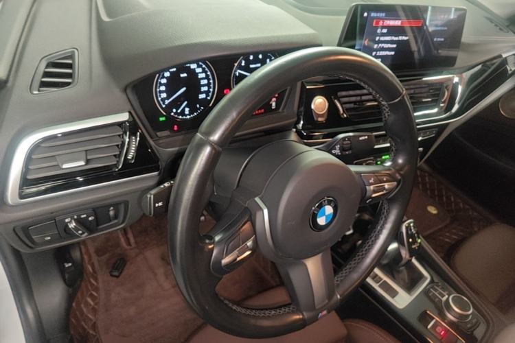 Used BMW 1 Series 2021 Revised 120i M Sport Night Edition Center Console