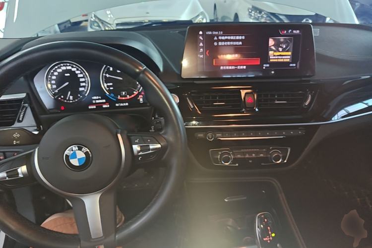 Used BMW 1 Series 2021 Revised 120i M Sport Night Edition Center Console