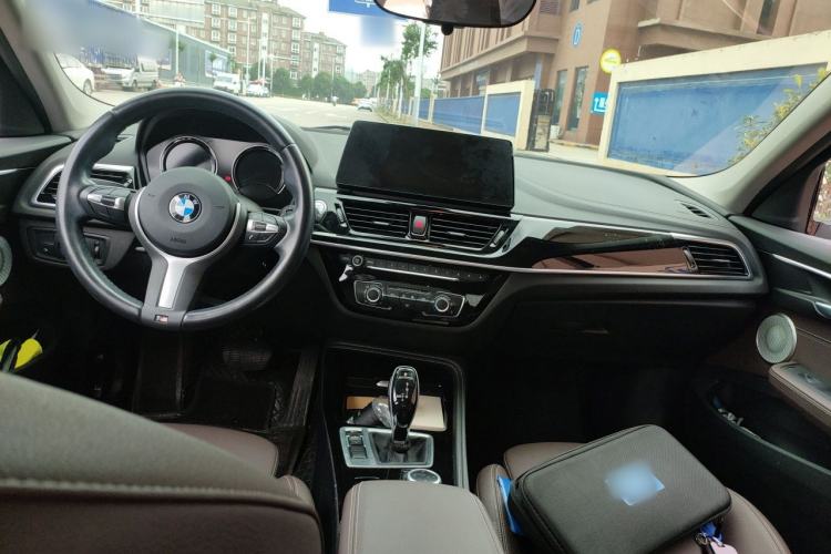 Used BMW 1 Series 2021 Revised 120i M Sport Night Edition Center Console
