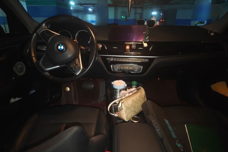 Used BMW 1 Series 2021 120i M Sport Edition Center Console