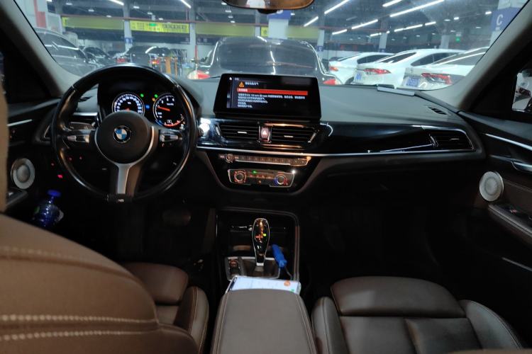 Used BMW 1 Series 2021 Revised 120i M Sport Night Edition Center Console
