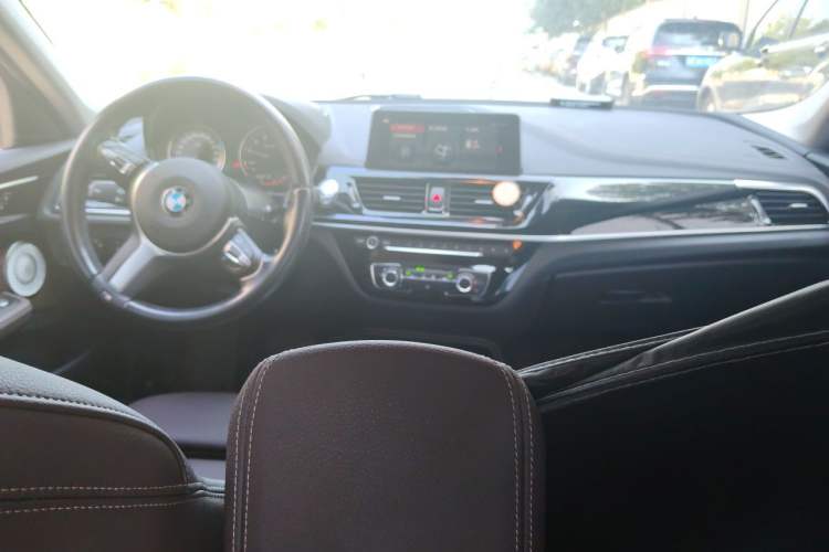 Used BMW 1 Series 2021 Revised 120i M Sport Night Edition Center Console