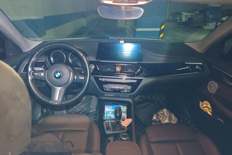 Used BMW 1 Series 2021 Revised 120i M Sport Night Edition Center Console
