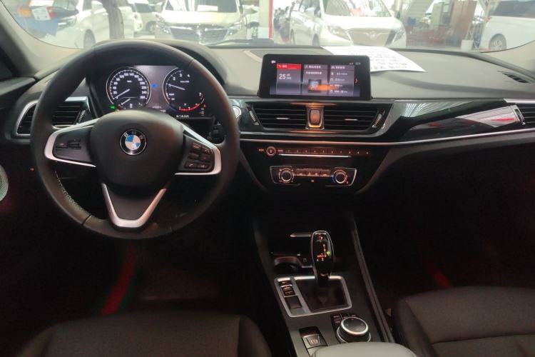 Used BMW 1 Series 2021 120i M Sport Edition Center Console