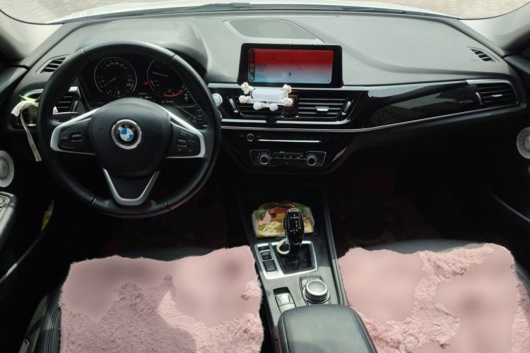 Used BMW 1 Series 2021 120i M Sport Edition Center Console