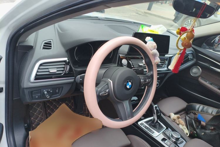 Used BMW 1 Series 2021 Revised 120i M Sport Night Edition Center Console