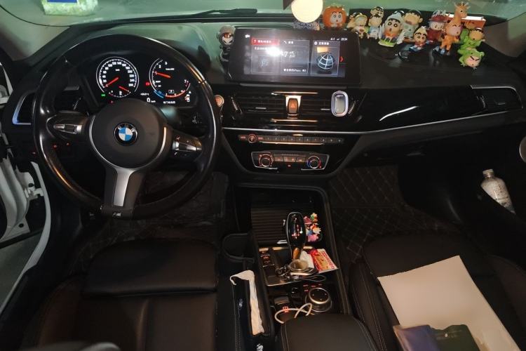 Used BMW 1 Series 2021 Revised 120i M Sport Night Edition Center Console