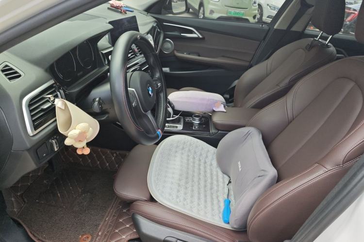 Used BMW 1 Series 2021 120i M Sport Night Edition Driver Seat