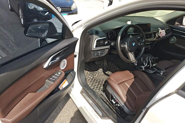 Used BMW 1 Series 2021 125i M Sport Night Edition Driver Seat