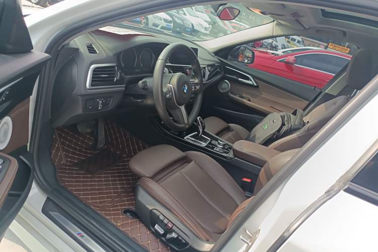 Used BMW 1 Series 2021 120i M Sport Night Edition Driver Seat