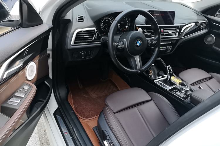 Used BMW 1 Series 2021 120i M Sport Night Edition Driver Seat