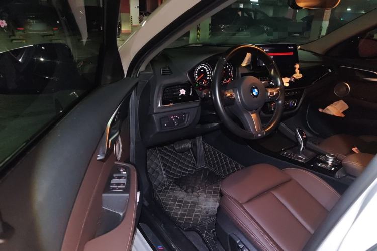 Used BMW 1 Series 2021 Revised 120i M Sport Night Edition Driver Seat