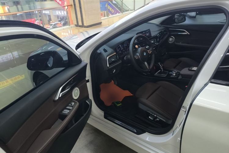 Used BMW 1 Series 2021 120i M Sport Night Edition Driver Seat