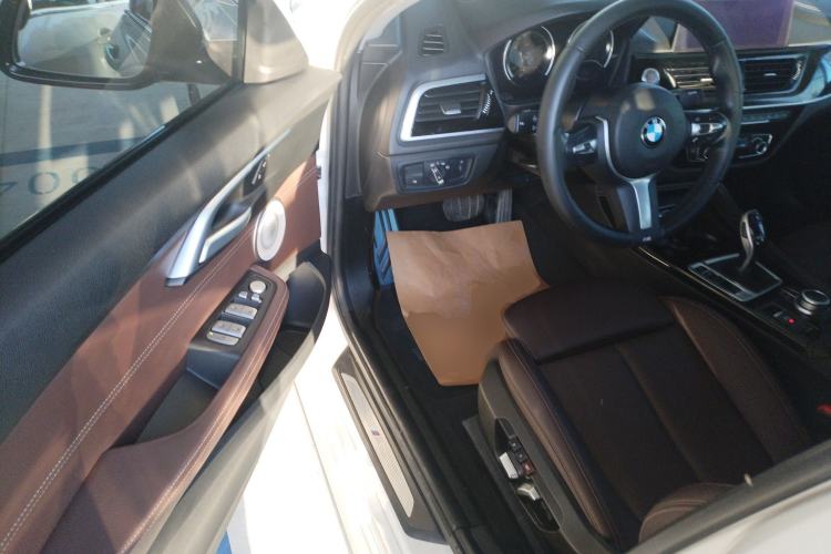 Used BMW 1 Series 2021 120i M Sport Night Edition Driver Seat