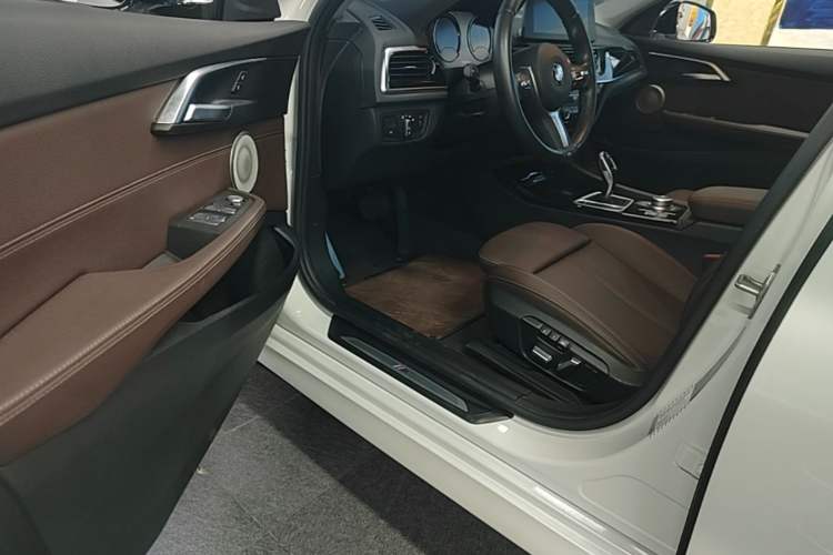 Used BMW 1 Series 2021 Revised 120i M Sport Night Edition Driver Seat