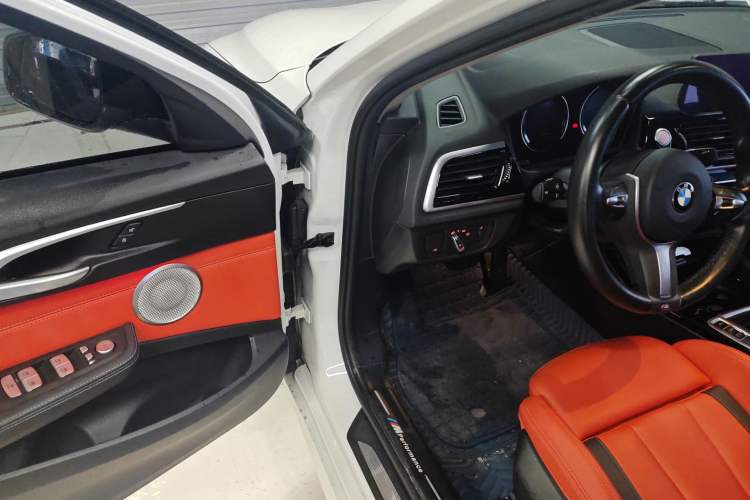 Used BMW 1 Series 2021 125i M Sport Night Edition Driver Seat