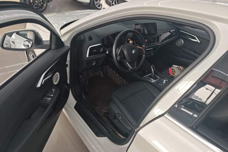 Used BMW 1 Series 2021 Revised 120i M Sport Edition Driver Seat