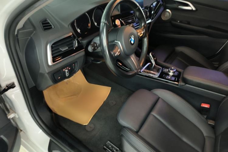 Used BMW 1 Series 2021 120i M Sport Night Edition Driver Seat