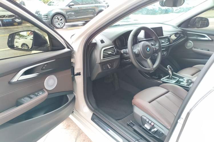 Used BMW 1 Series 2021 125i M Sport Night Edition Driver Seat