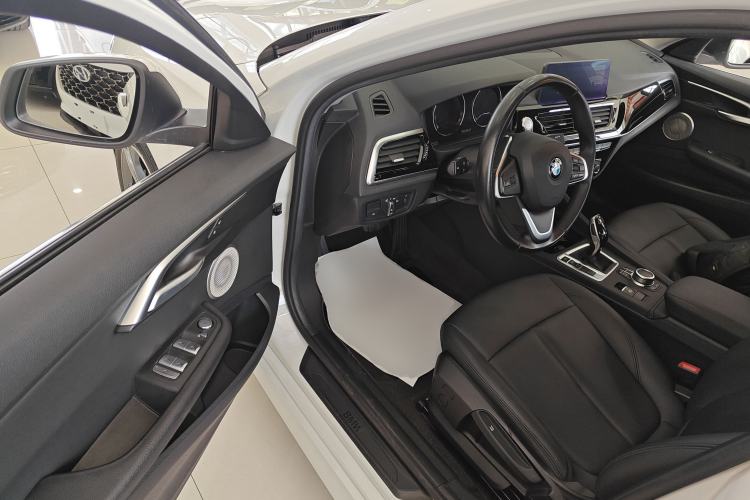 Used BMW 1 Series 2021 120i M Sport Edition Driver Seat