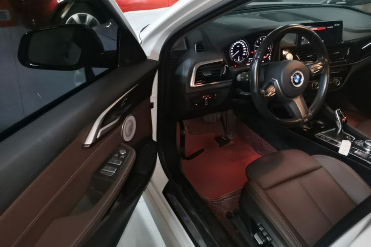 Used BMW 1 Series 2021 120i M Sport Night Edition Driver Seat