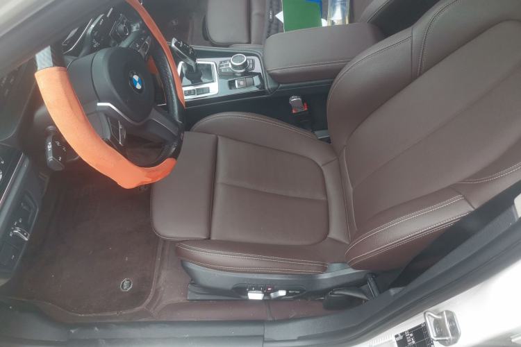 Used BMW 1 Series 2021 120i M Sport Night Edition Driver Seat