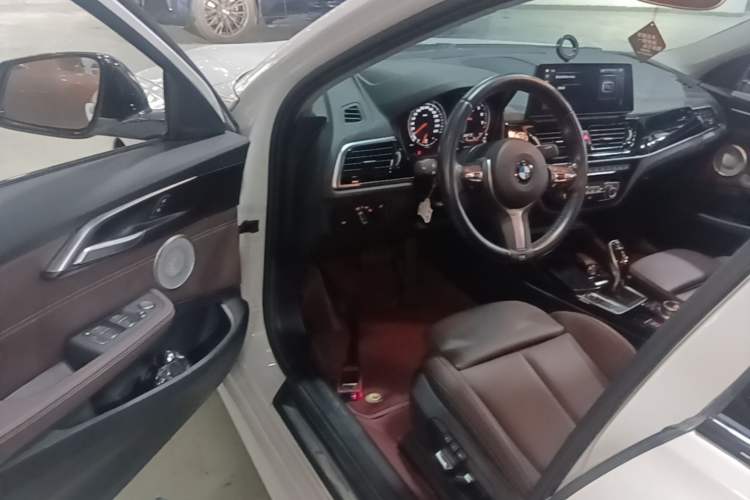 Used BMW 1 Series 2021 Revised 120i M Sport Night Edition Driver Seat
