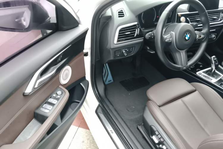 Used BMW 1 Series 2021 120i M Sport Night Edition Driver Seat