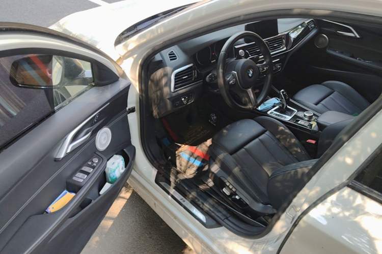 Used BMW 1 Series 2021 125i M Sport Night Edition Driver Seat