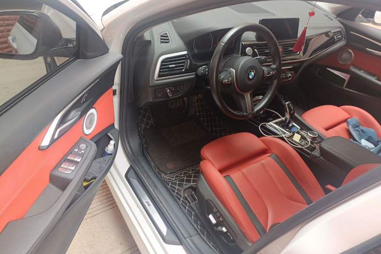 Used BMW 1 Series 2021 125i M Sport Night Edition Driver Seat