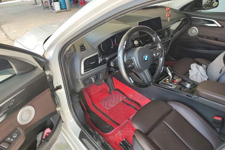 Used BMW 1 Series 2021 120i M Sport Night Edition Driver Seat