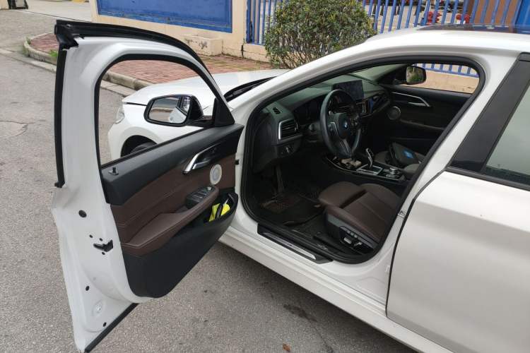 Used BMW 1 Series 2021 Revised 120i M Sport Night Edition Driver Seat