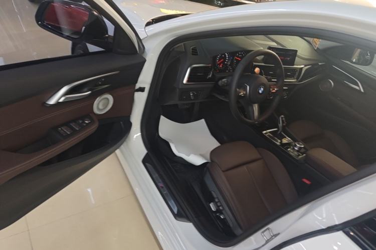 Used BMW 1 Series 2021 120i M Sport Night Edition Driver Seat