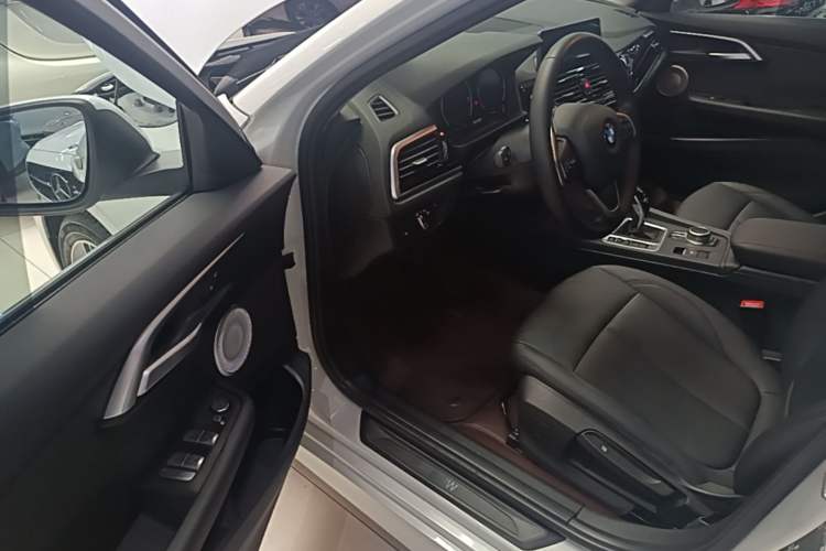 Used BMW 1 Series 2021 120i M Sport Edition Driver Seat